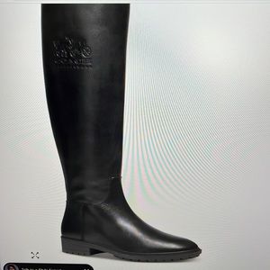 Coach Fynn Leather Boot. Size 8. Black. Never worn.